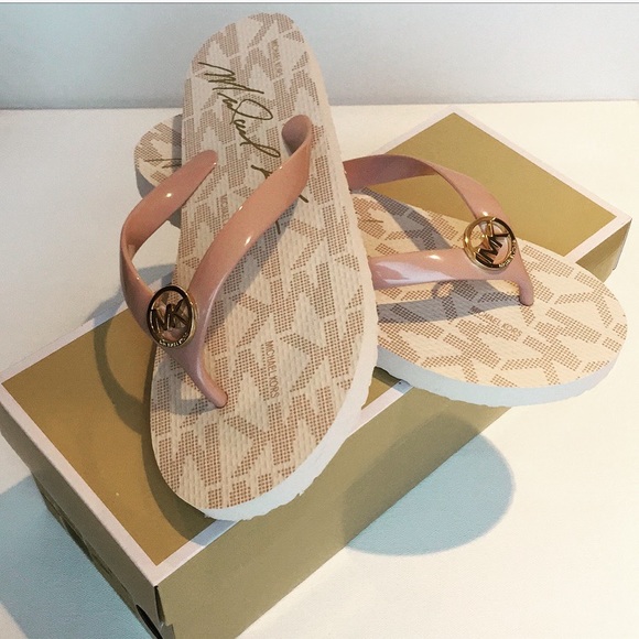 New Michael KORS Jet Set Flip Flops - Picture 3 of 7